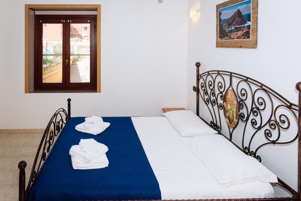 Casa Vacanze Maestrale - By Faendho بورتو توريس المظهر الخارجي الصورة